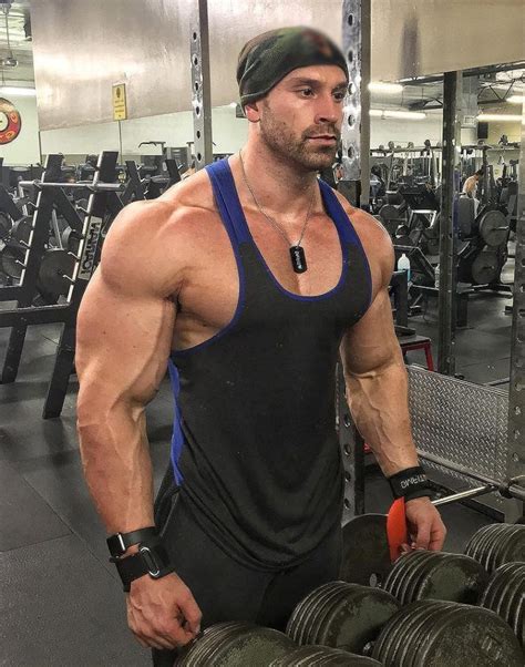 Bradley Martyn Height, Net Worth, Age, Wiki, Girlfriend